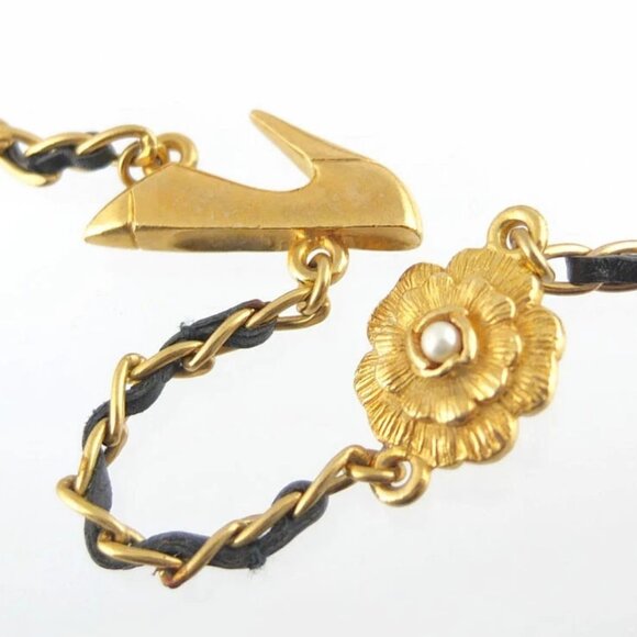 CHANEL CC Logos Pearl No.5 Camellia Leo Leather Necklace 32" 95A Auth w/Box D-10 - Picture 5 of 8